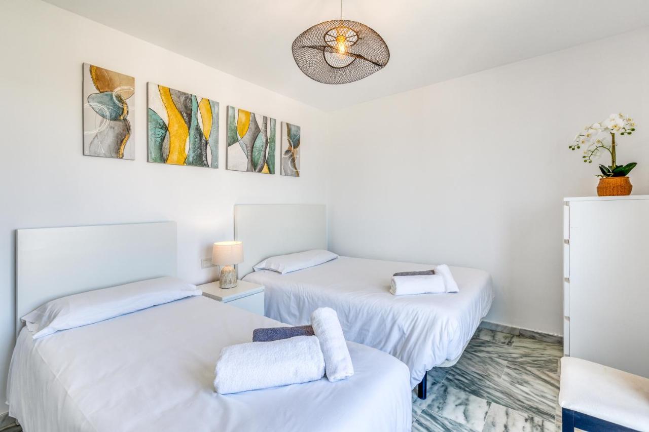 Hanami El Pinacho Beach Apartman Estepona Kültér fotó
